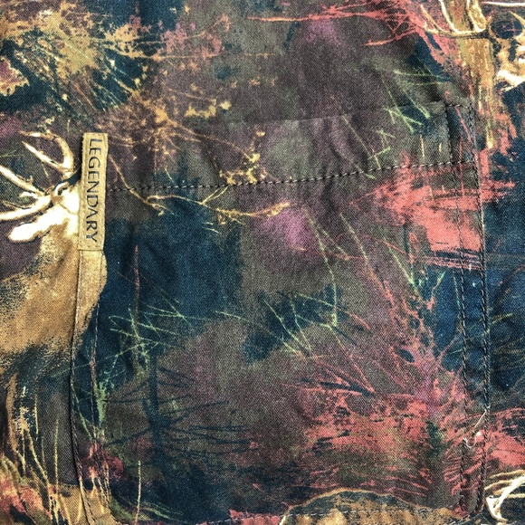 {SOLD} Legendary Whitetails Hunters Camo Button - Picture 3 of 6